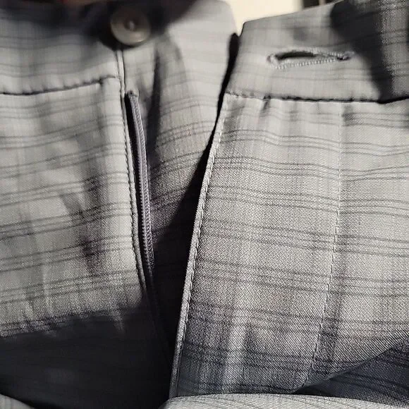 PGA TOUR Men's Active Gripper Waistband Shorts Tradewinds Gray Size 30 NEW 8" - Picture 9 of 11